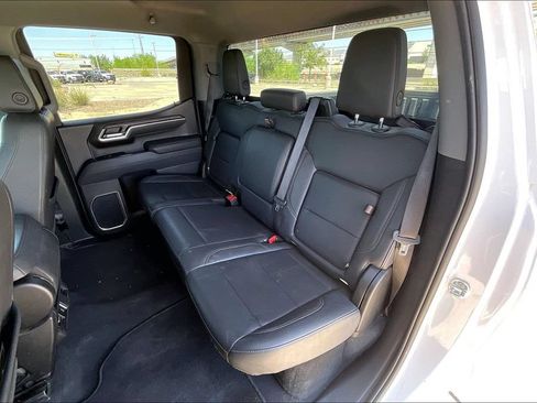 Used 2025 GMC Sierra 1500 SLT RWD image 25