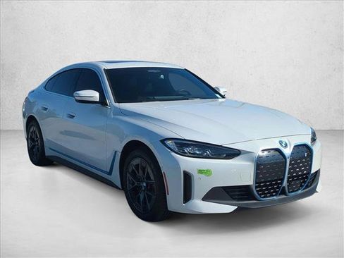 Certified 2023 BMW i4 eDrive35 RWD image 3