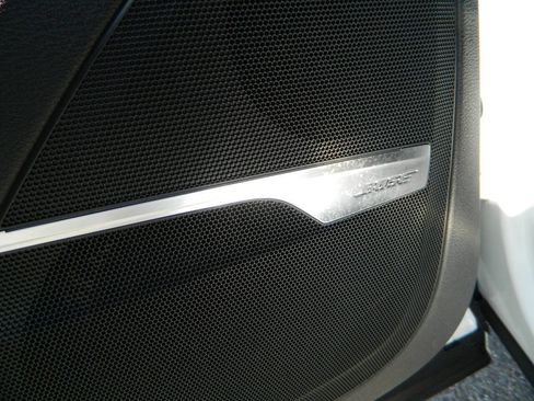 Used 2017 Audi Q7 3.0T Prestige image 28