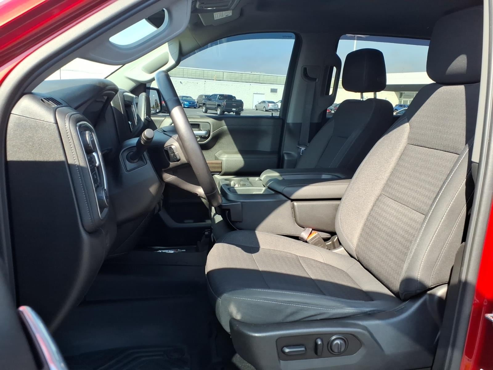 Certified 2021 Chevrolet Silverado 1500 LT AWD/4WD image 17