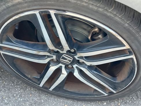 Used 2017 Honda Accord Sport image 22