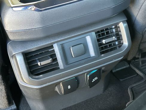 Used 2024 Ford F150 XLT w/ FX4 Off-Road Package AWD/4WD image 15
