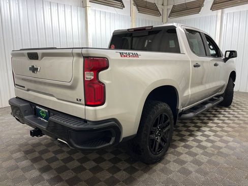 Certified 2021 Chevrolet Silverado 1500 LT Trail Boss w/ Convenience Package II AWD/4WD image 20