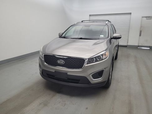 Used 2017 Kia Sorento AWD w/ LX V6 Convenience Package image 15
