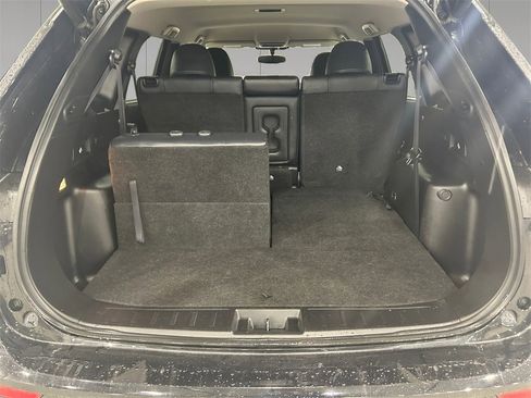 Used 2024 Mitsubishi Outlander SE Black Edition image 19