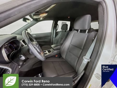 Used 2019 Jeep Grand Cherokee Laredo AWD/4WD image 22