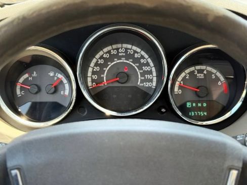 Used 2010 Dodge Caliber SXT FWD image 23