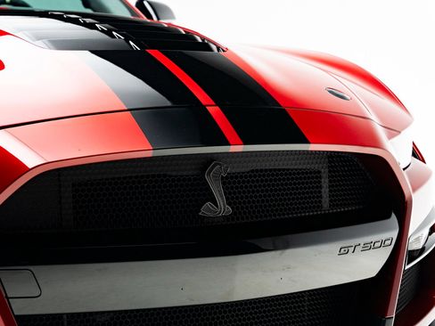 Used 2020 Ford Mustang Shelby GT500 w/ Carbon Fiber Track Pack RWD image 67