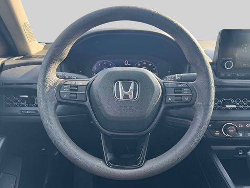 Used 2025 Honda Accord SE image 13