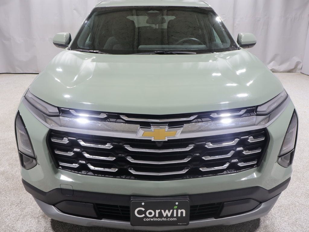 Used 2025 Chevrolet Equinox LT AWD/4WD image 8