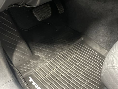 Certified 2024 Toyota Tacoma SR5 image 17