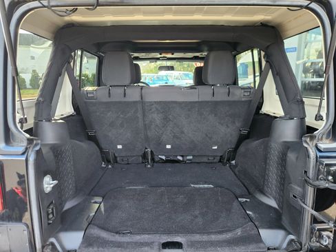 Used 2016 Jeep Wrangler Unlimited Sport w/ Quick Order Package 24S image 42