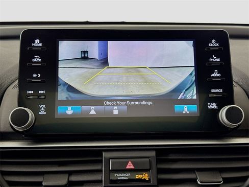 Used 2020 Honda Accord EX image 17