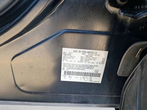 Used 2016 Ford Edge SEL w/ Equipment Group 201A image 22