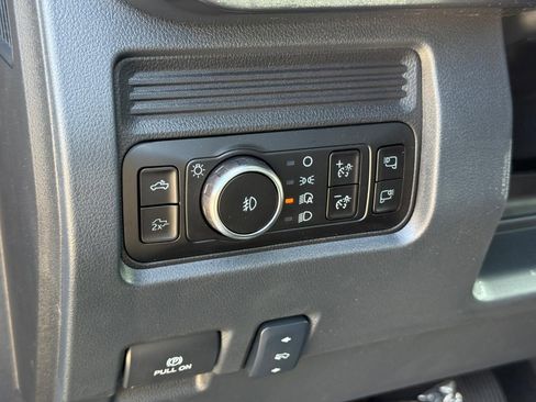 New 2026 Ford F350 Lariat w/ Black Appearance Package image 21