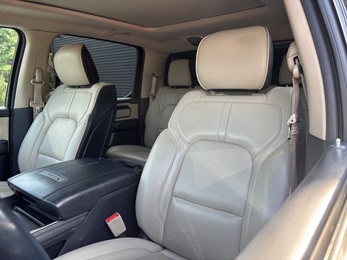 Used 2019 RAM 1500 Limited AWD/4WD image 11