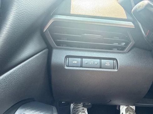 Used 2024 Nissan Altima 2.5 S FWD image 24
