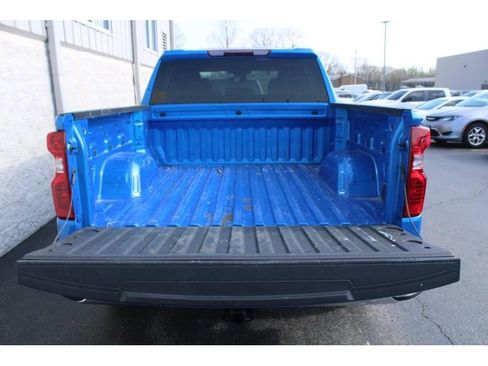 Used 2025 Chevrolet Silverado 1500 LT AWD/4WD image 7