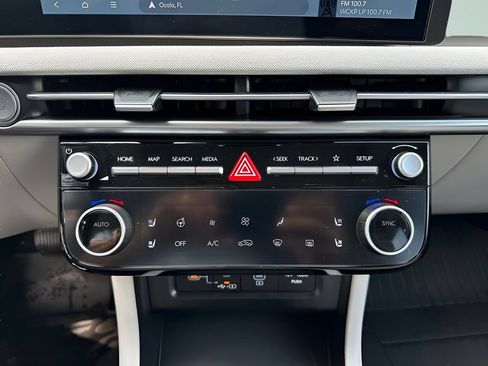 Used 2026 Hyundai Tucson Limited FWD image 18