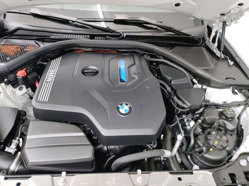 Certified 2023 BMW 330e image 32