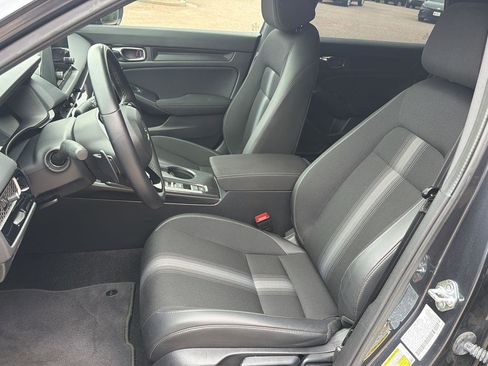 Used 2025 Honda Civic Sport image 10