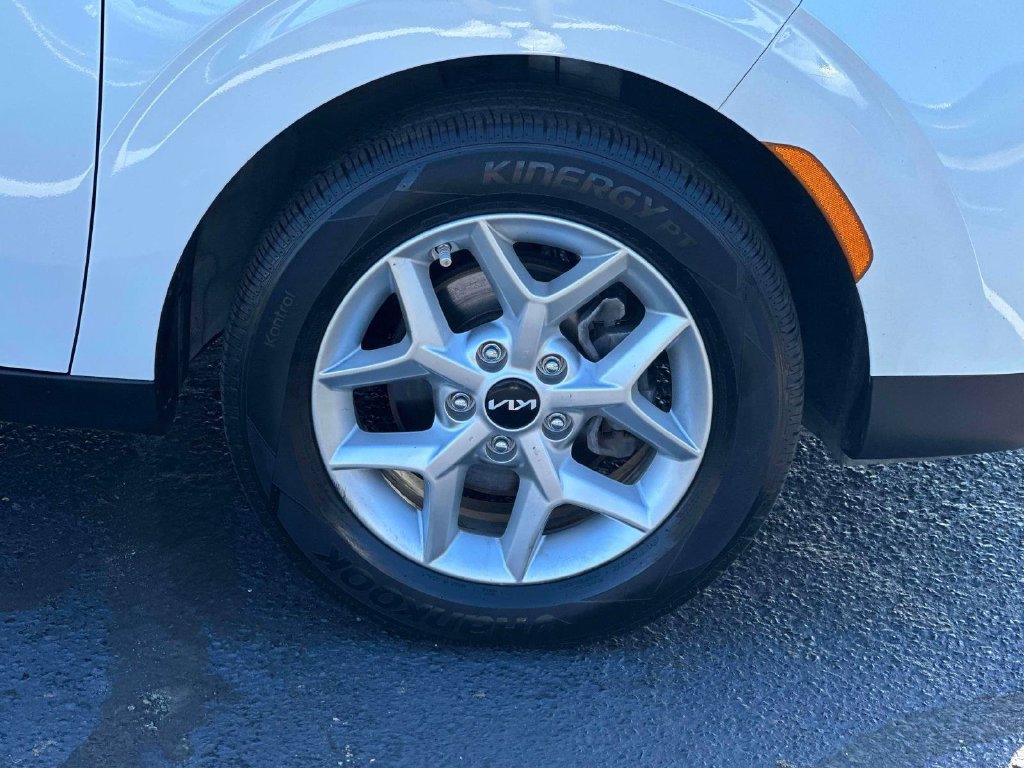Used 2022 Kia Soul S FWD image 7