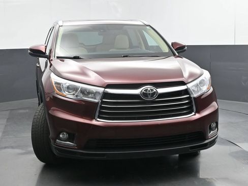 Used 2014 Toyota Highlander Limited Platinum AWD/4WD image 37
