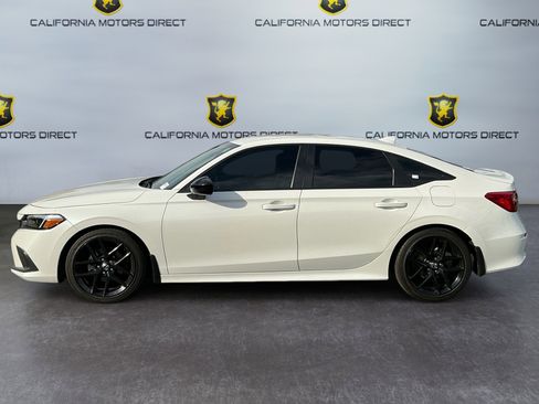 Used 2024 Honda Civic Sport image 2