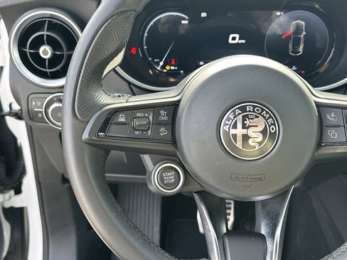 Used 2024 Alfa Romeo Stelvio Sprint image 26