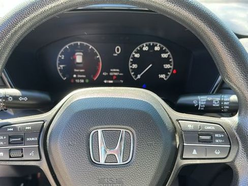 Used 2023 Honda CR-V LX image 10