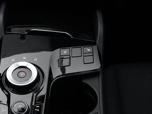 Used 2023 Kia Sportage LX image 40