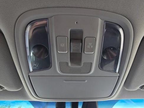 Used 2020 Kia Optima Premium FWD image 23
