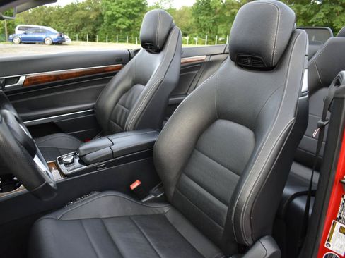 Used 2016 Mercedes-Benz E 550 Cabriolet image 35