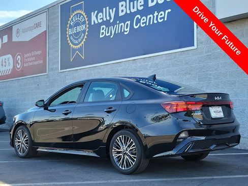 Used 2023 Kia Forte GT-Line w/ GT-Line Technology Package FWD image 2