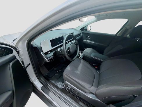 Used 2024 Hyundai Ioniq 5 SEL RWD image 9
