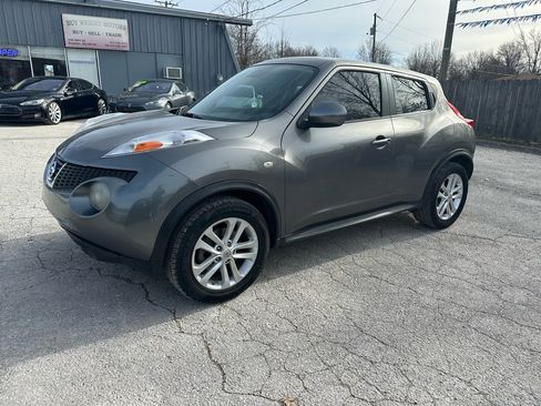 Used 2012 Nissan Juke S image 9