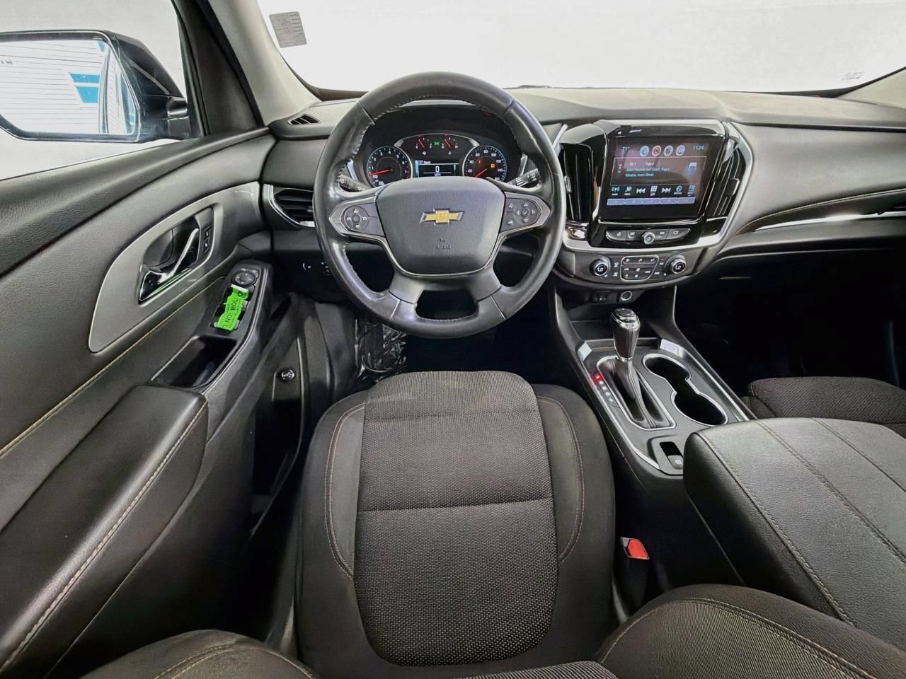 Used 2019 Chevrolet Traverse LT w/ LPO, Black Accent Package AWD/4WD image 13