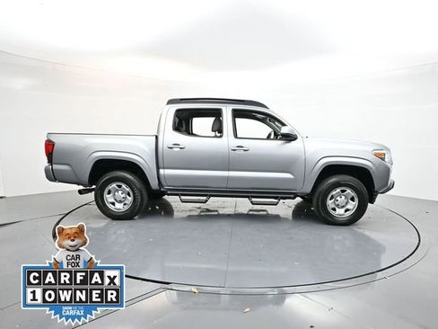 Used 2023 Toyota Tacoma SR image 9