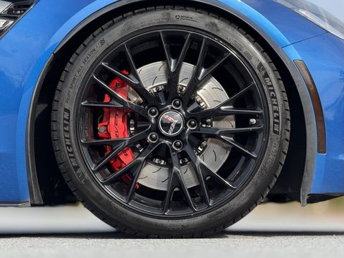 Used 2015 Chevrolet Corvette Z06 image 20