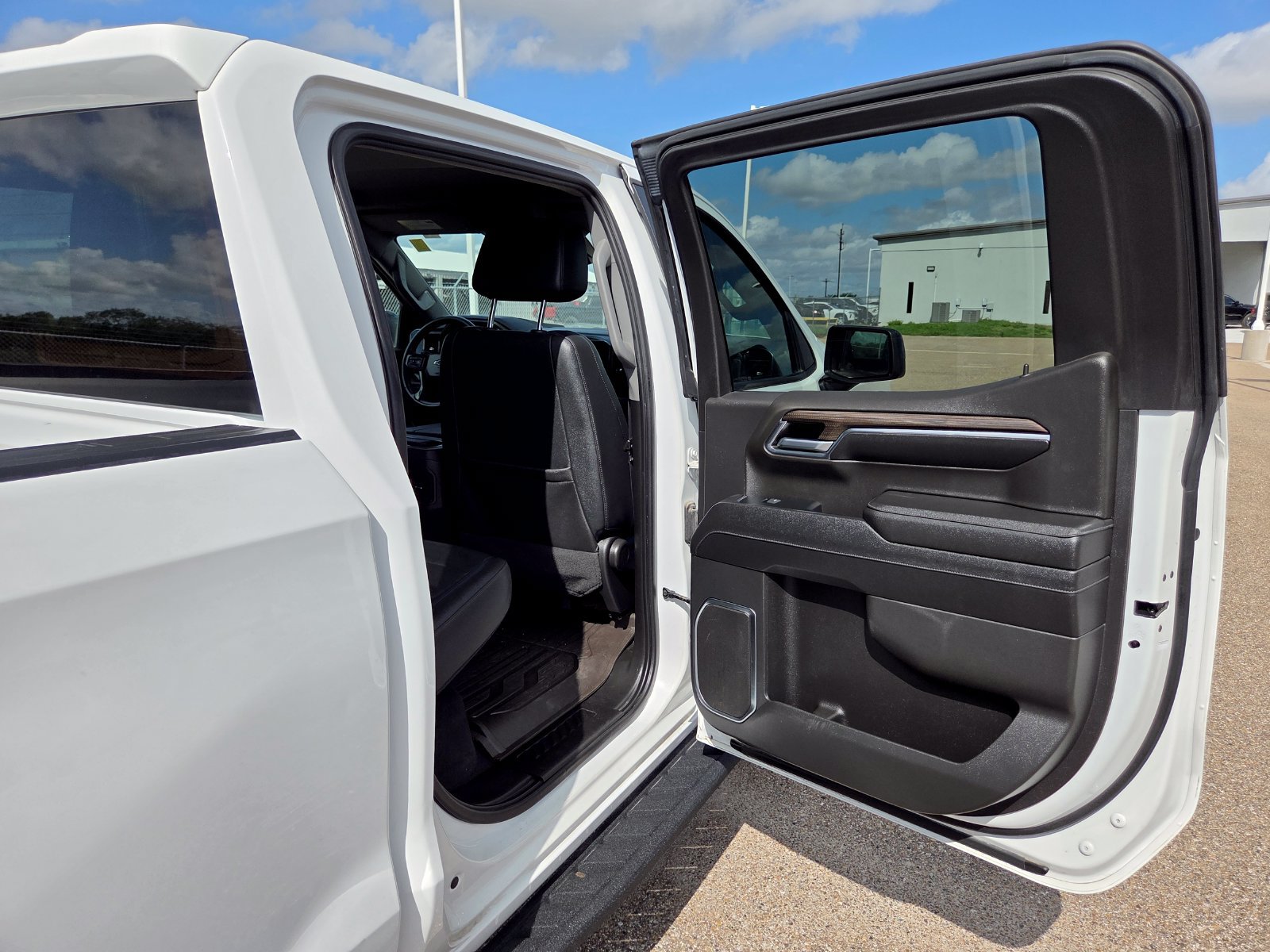 Used 2023 Chevrolet Silverado 1500 RST w/ All Star Edition Plus AWD/4WD image 19