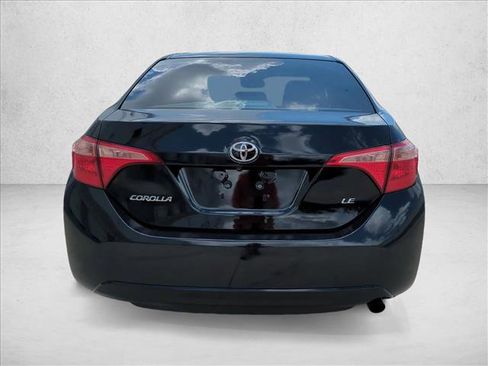 Certified 2018 Toyota Corolla LE FWD image 6
