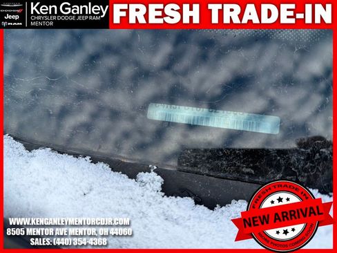 Used 2015 Jeep Grand Cherokee Overland w/ Advanced Technology Group image 14