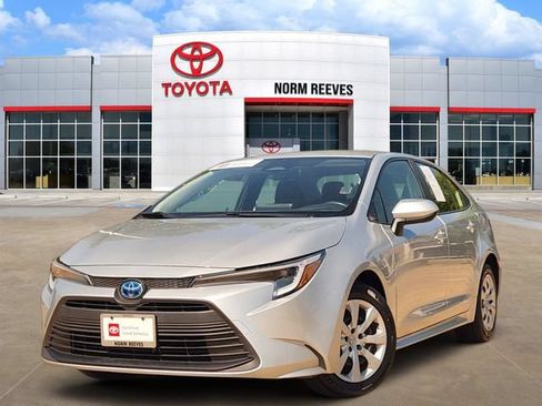 Used 2023 Toyota Corolla LE FWD image 1