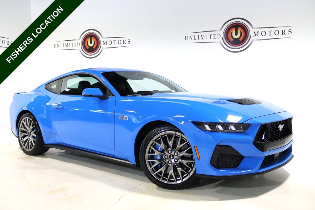 Used 2024 Ford Mustang GT Premium RWD image 1