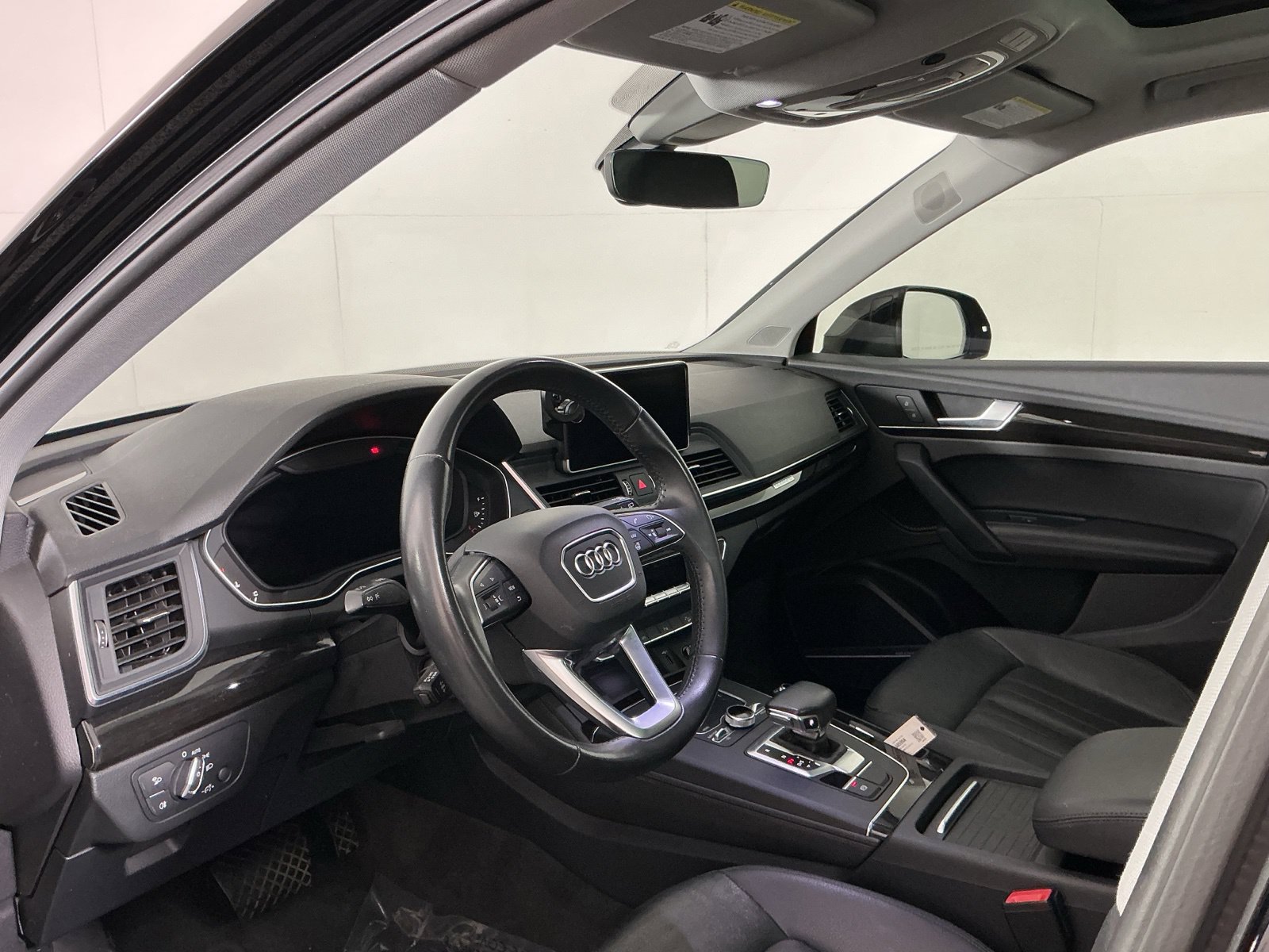 Used 2020 Audi Q5 2.0T Premium Plus w/ Premium Plus Package AWD/4WD image 10