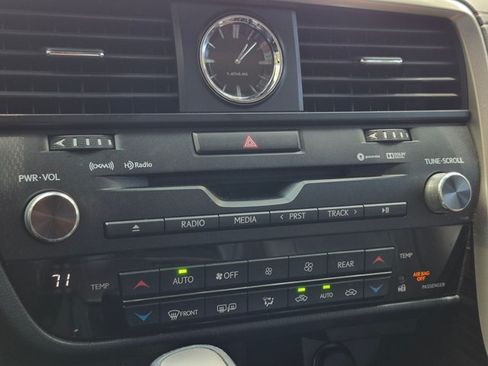 Used 2019 Lexus RX 350L FWD image 9
