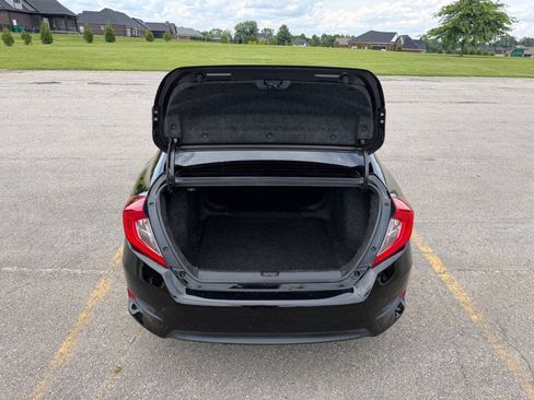 Used 2018 Honda Civic LX image 3