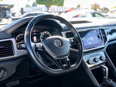 Used 2019 Volkswagen Atlas SEL R-Line image 14