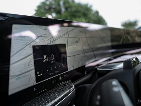 Used 2026 Cadillac Escalade V w/ LPO, Floor Liner Package image 32