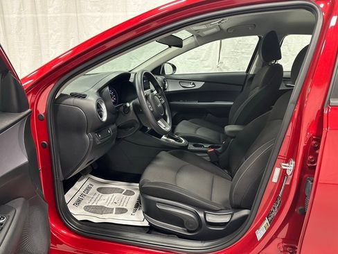 Used 2024 Kia Forte LXS image 10